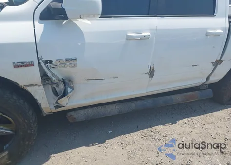 2018 Ram 1500 Sport 4X4 5'7 Box z USA, uszkodzony, nr VIN 1C6RR7MT8JS148937